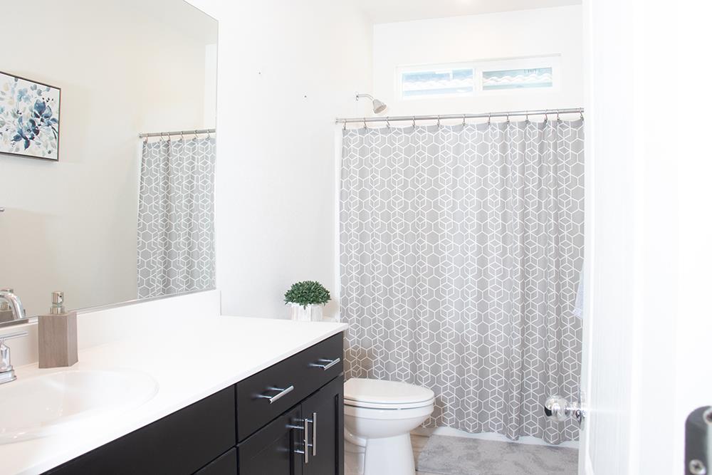 Detail Gallery Image 18 of 40 For 530 Gabriele Ct, Hollister,  CA 95023 - 3 Beds | 2/1 Baths