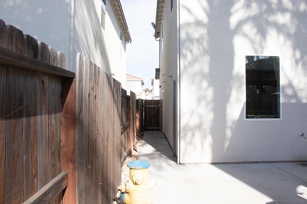Detail Gallery Image 33 of 40 For 530 Gabriele Ct, Hollister,  CA 95023 - 3 Beds | 2/1 Baths