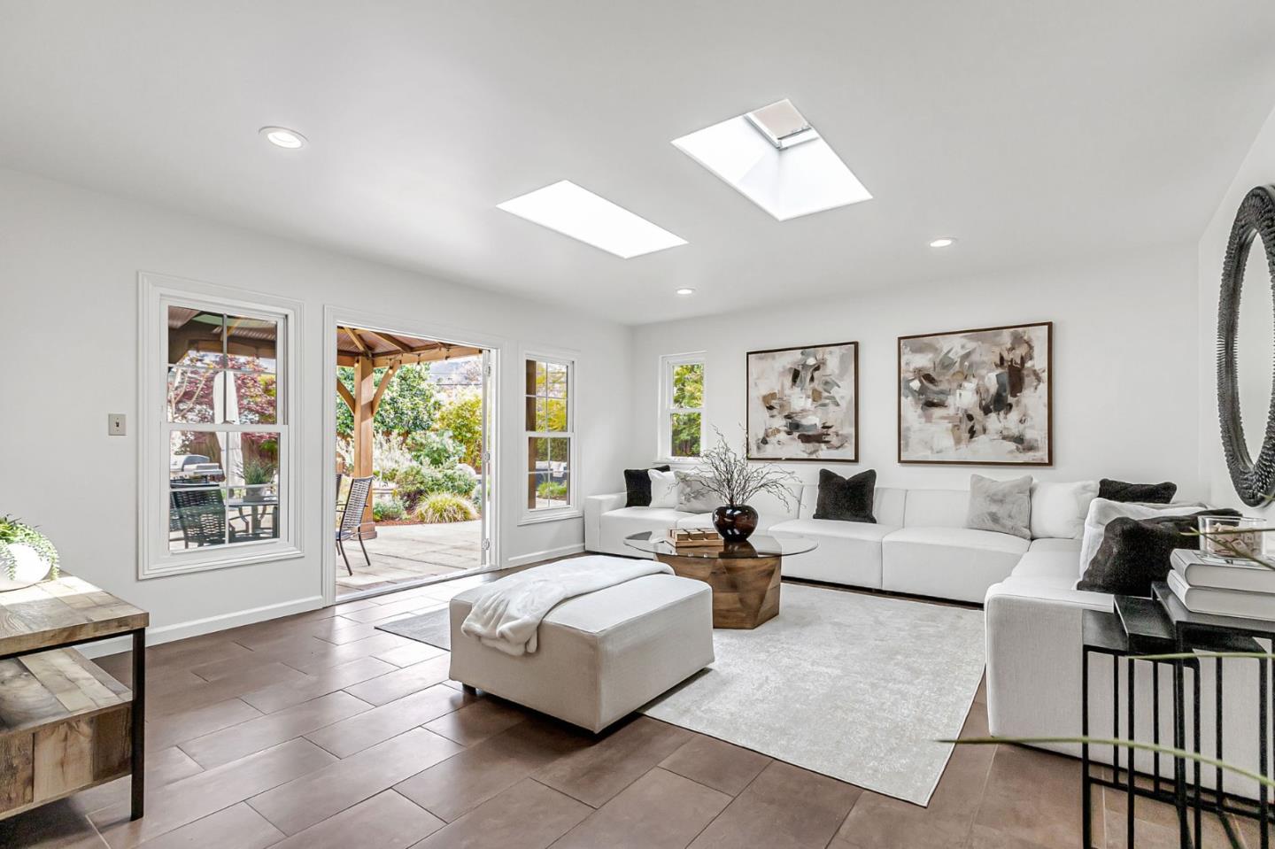 Detail Gallery Image 16 of 93 For 15340 Cooper Ave, San Jose,  CA 95124 - 5 Beds | 3 Baths