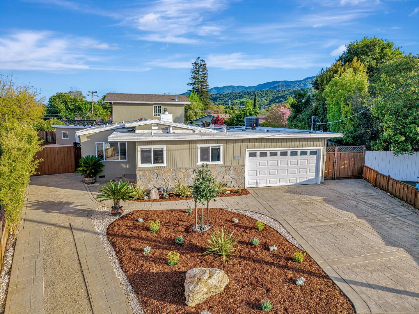 Detail Gallery Image 3 of 93 For 15340 Cooper Ave, San Jose,  CA 95124 - 5 Beds | 3 Baths
