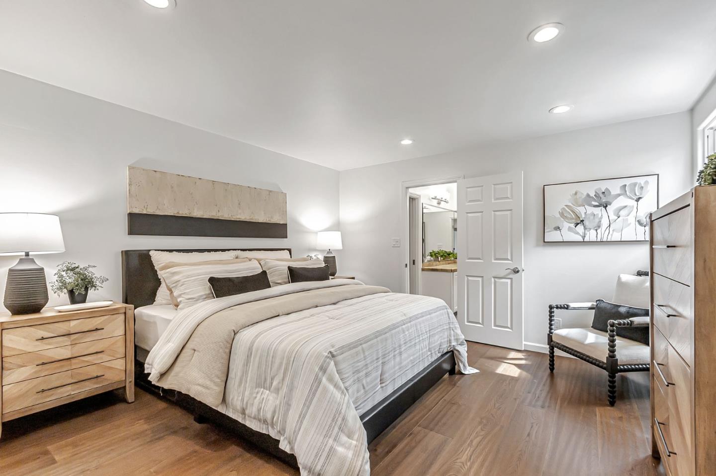 Detail Gallery Image 32 of 93 For 15340 Cooper Ave, San Jose,  CA 95124 - 5 Beds | 3 Baths