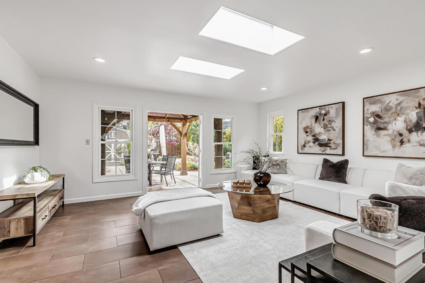 Detail Gallery Image 38 of 93 For 15340 Cooper Ave, San Jose,  CA 95124 - 5 Beds | 3 Baths