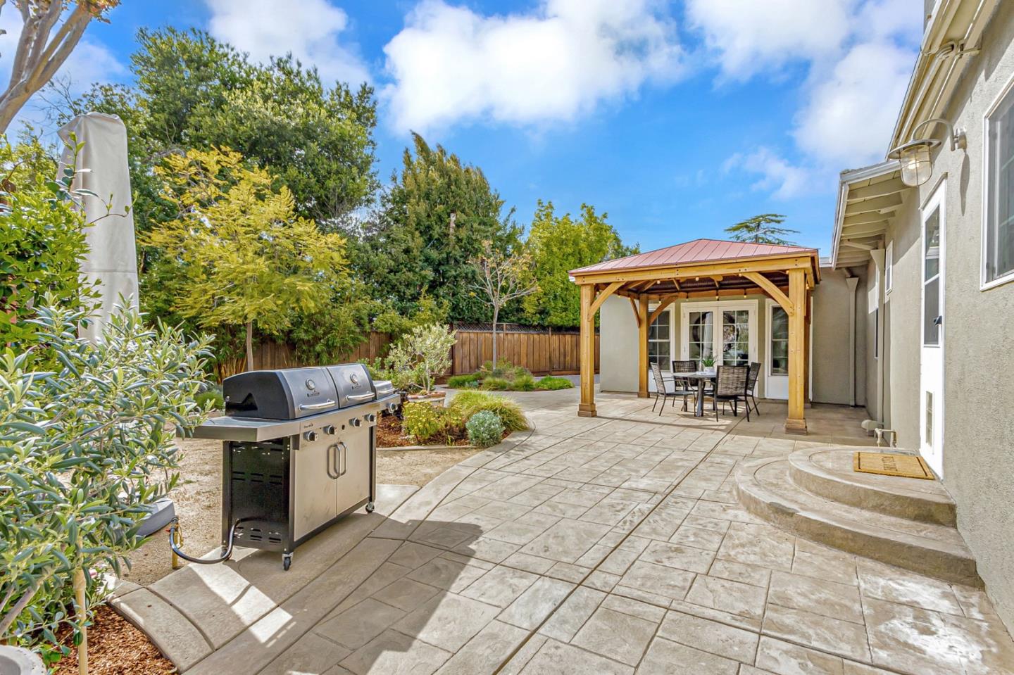 Detail Gallery Image 48 of 93 For 15340 Cooper Ave, San Jose,  CA 95124 - 5 Beds | 3 Baths