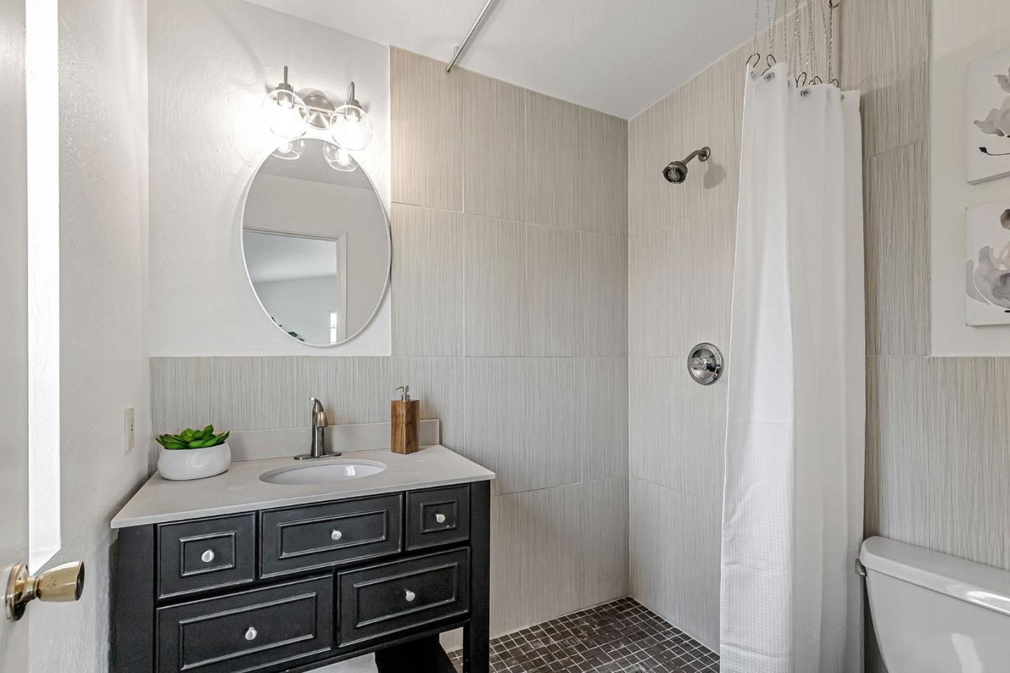 Detail Gallery Image 61 of 93 For 15340 Cooper Ave, San Jose,  CA 95124 - 5 Beds | 3 Baths
