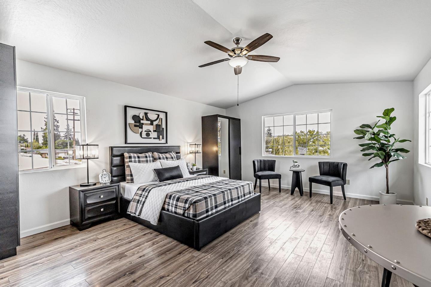 Detail Gallery Image 62 of 93 For 15340 Cooper Ave, San Jose,  CA 95124 - 5 Beds | 3 Baths