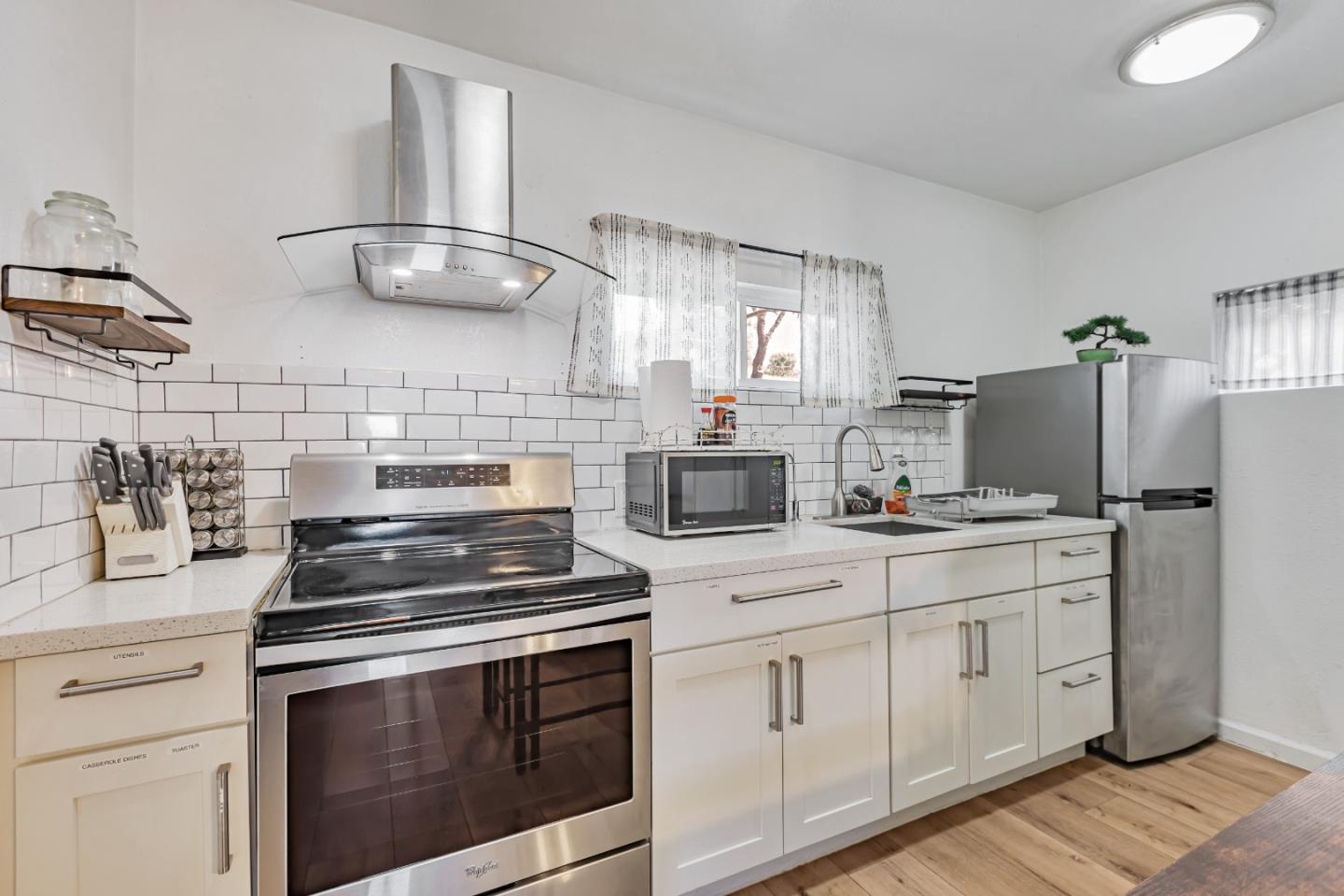 Detail Gallery Image 20 of 55 For 12880 Clayton Rd, San Jose,  CA 95127 - 4 Beds | 3/1 Baths