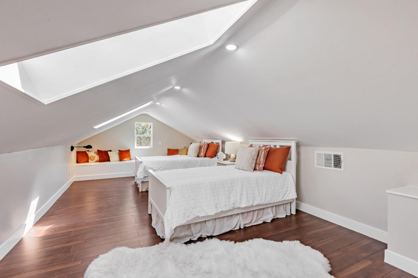 Detail Gallery Image 21 of 55 For 12880 Clayton Rd, San Jose,  CA 95127 - 4 Beds | 3/1 Baths