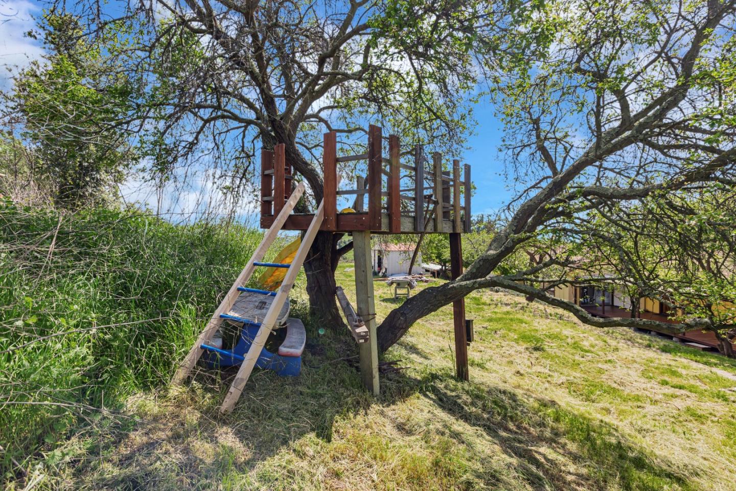 Detail Gallery Image 51 of 55 For 12880 Clayton Rd, San Jose,  CA 95127 - 4 Beds | 3/1 Baths