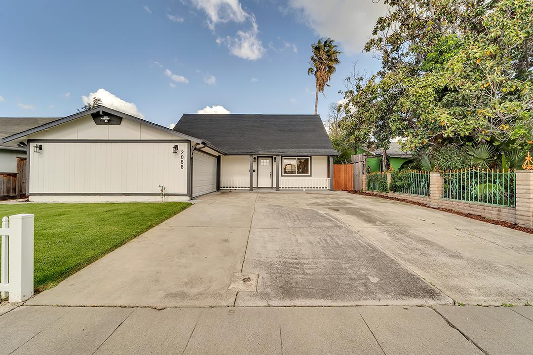 Detail Gallery Image 29 of 41 For 2068 Interbay Dr, San Jose,  CA 95122 - 4 Beds | 2 Baths