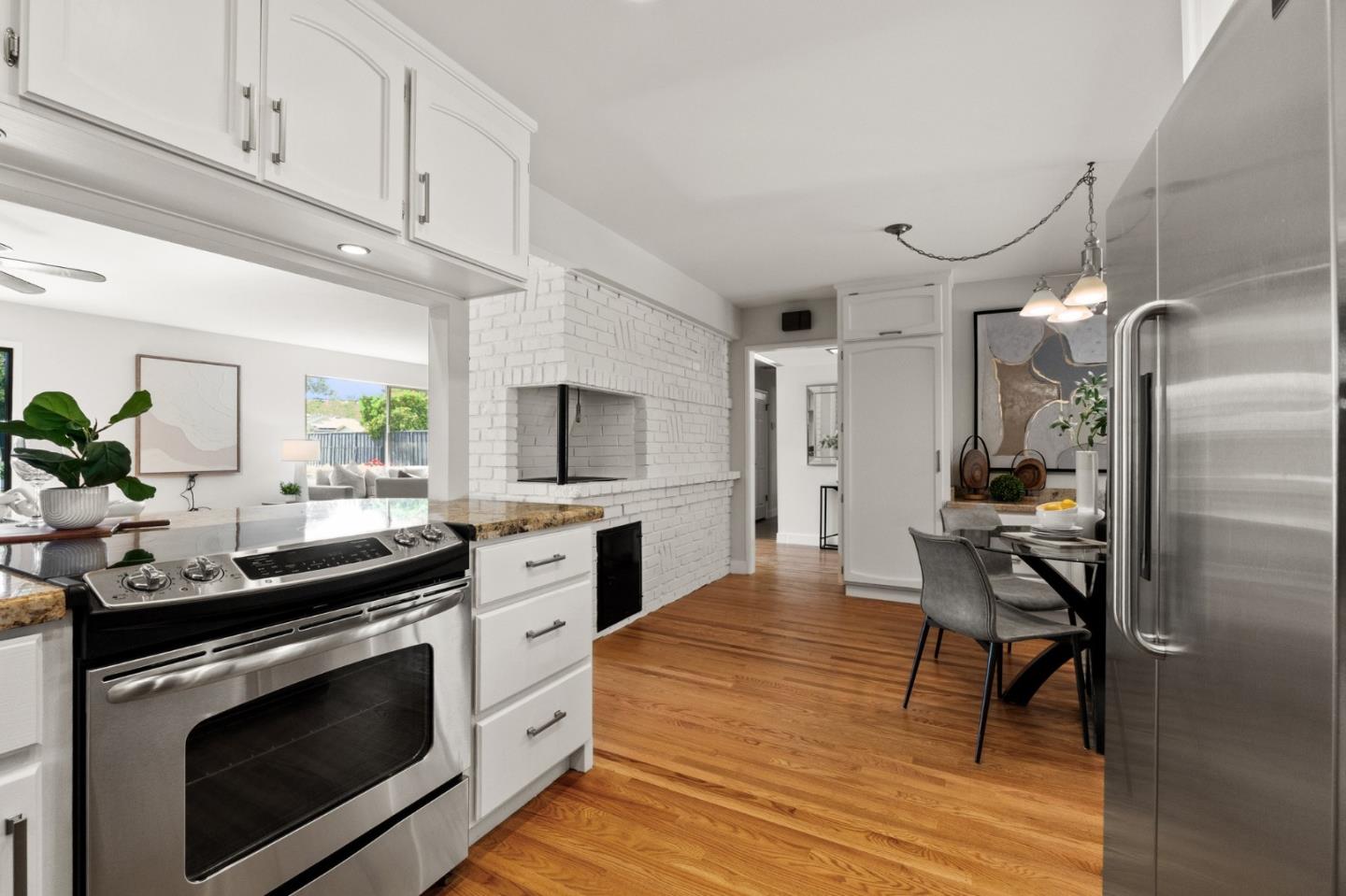 Detail Gallery Image 13 of 54 For 1193 Kelsey Dr, Sunnyvale,  CA 94087 - 3 Beds | 2 Baths