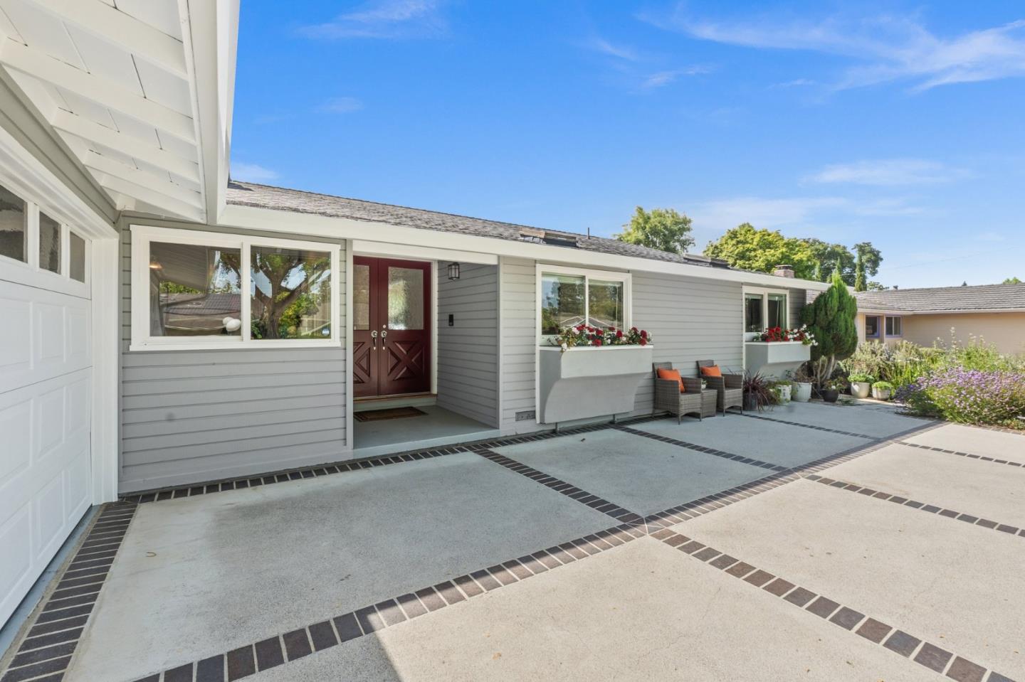 Detail Gallery Image 2 of 54 For 1193 Kelsey Dr, Sunnyvale,  CA 94087 - 3 Beds | 2 Baths