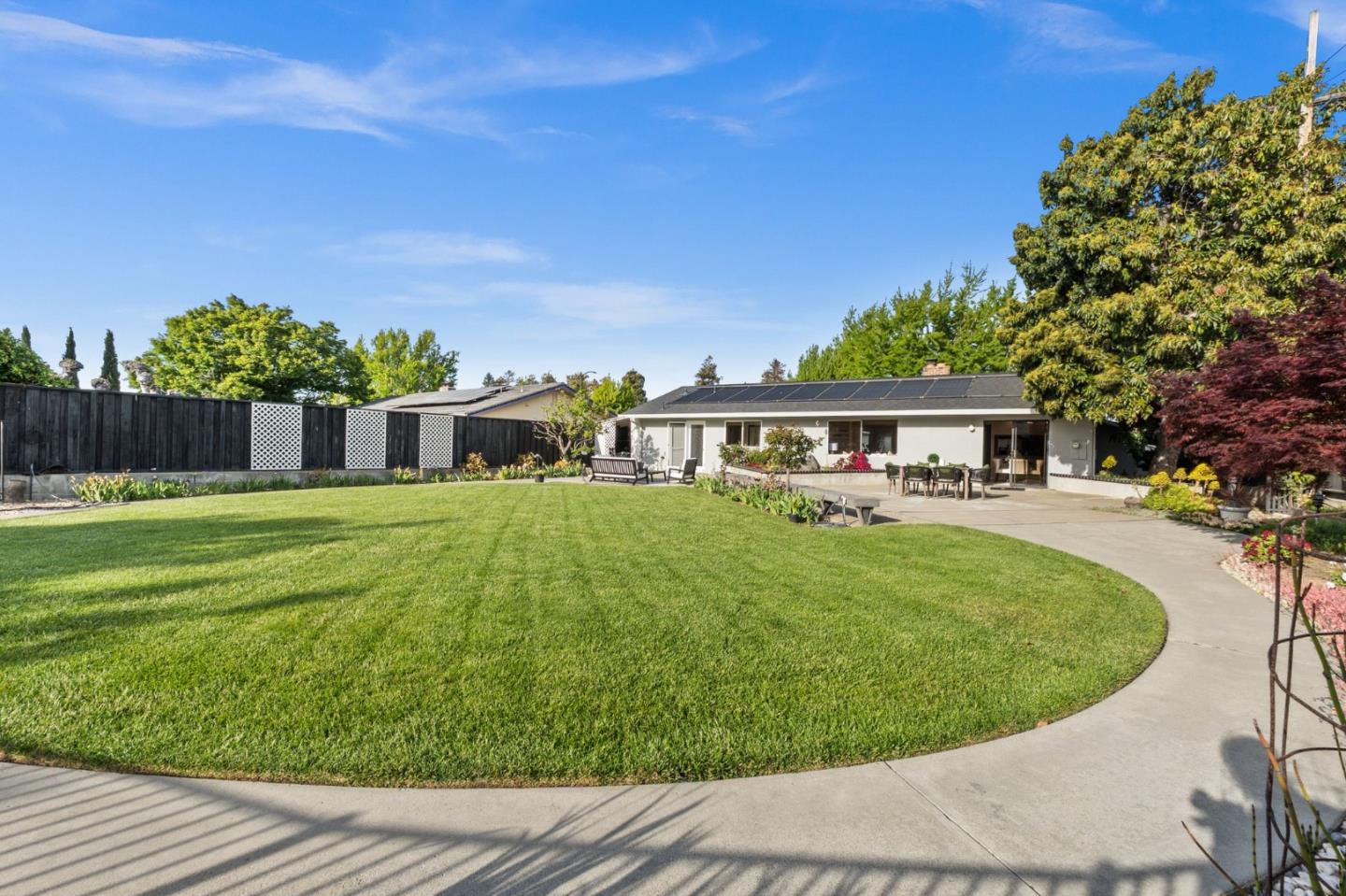 Detail Gallery Image 31 of 54 For 1193 Kelsey Dr, Sunnyvale,  CA 94087 - 3 Beds | 2 Baths