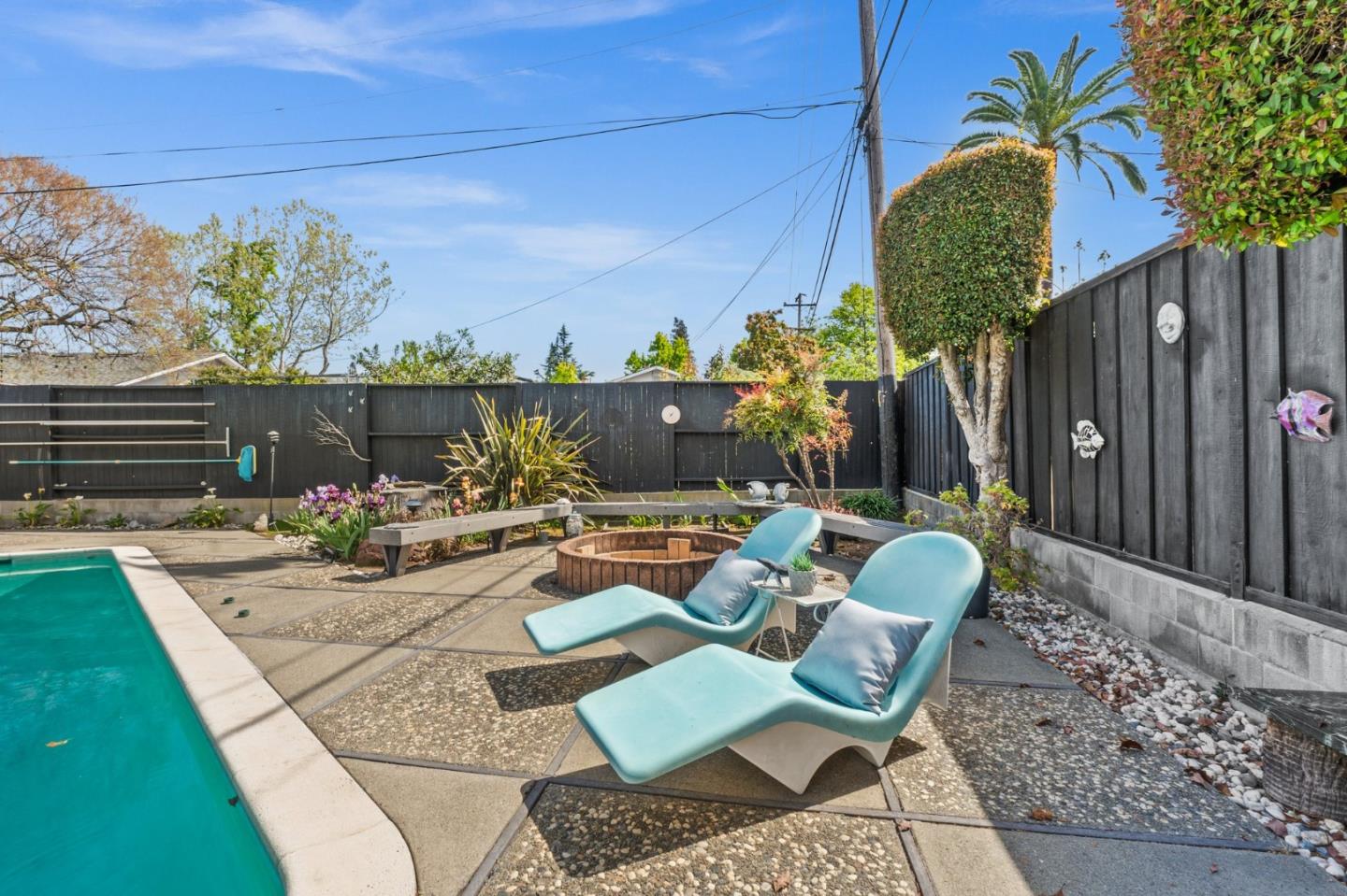 Detail Gallery Image 34 of 54 For 1193 Kelsey Dr, Sunnyvale,  CA 94087 - 3 Beds | 2 Baths