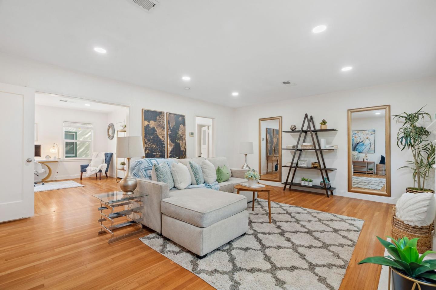 Detail Gallery Image 15 of 47 For 1071 Merle Ave, San Jose,  CA 95125 - 4 Beds | 2 Baths