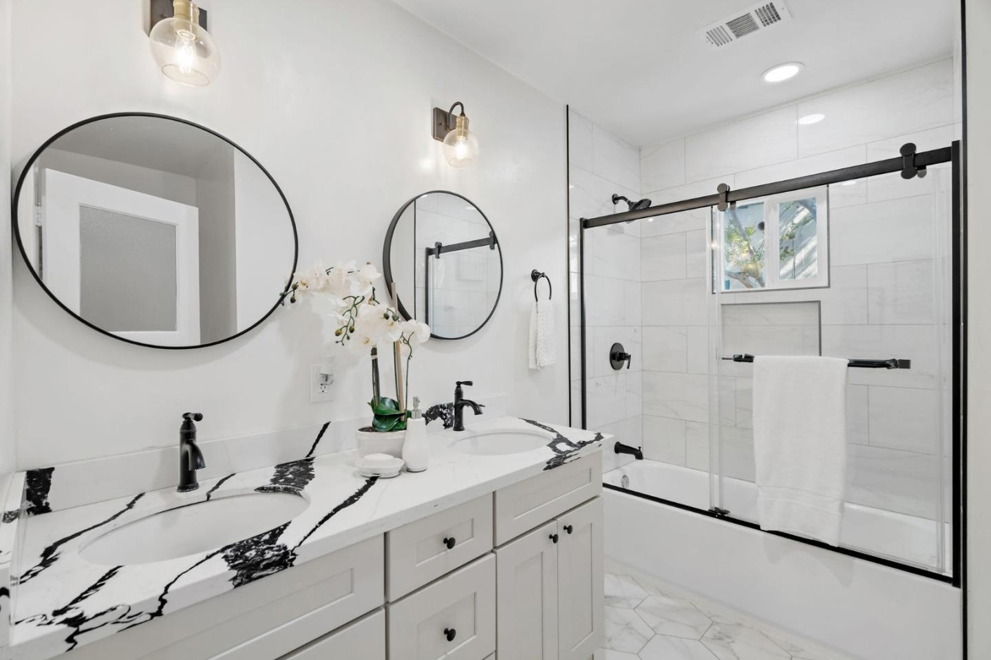 Detail Gallery Image 25 of 47 For 1071 Merle Ave, San Jose,  CA 95125 - 4 Beds | 2 Baths