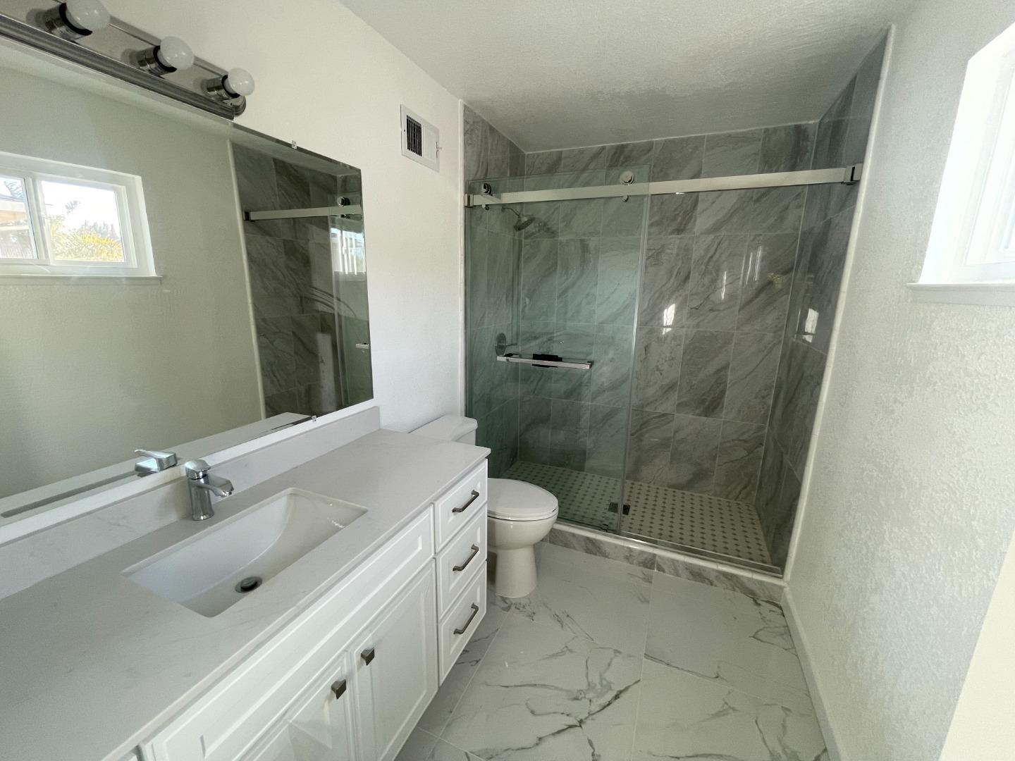Detail Gallery Image 23 of 51 For 1982 Ensign Way, San Jose,  CA 95133 - 4 Beds | 2/1 Baths