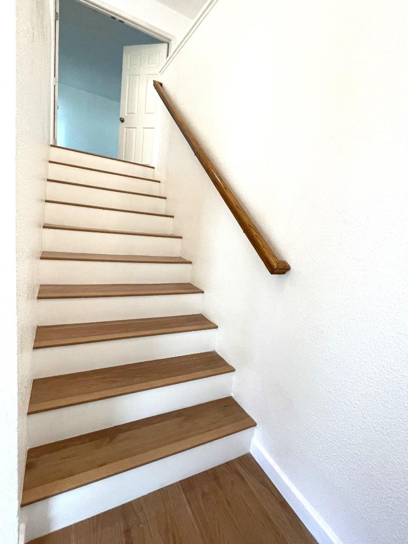 Detail Gallery Image 31 of 51 For 1982 Ensign Way, San Jose,  CA 95133 - 4 Beds | 2/1 Baths