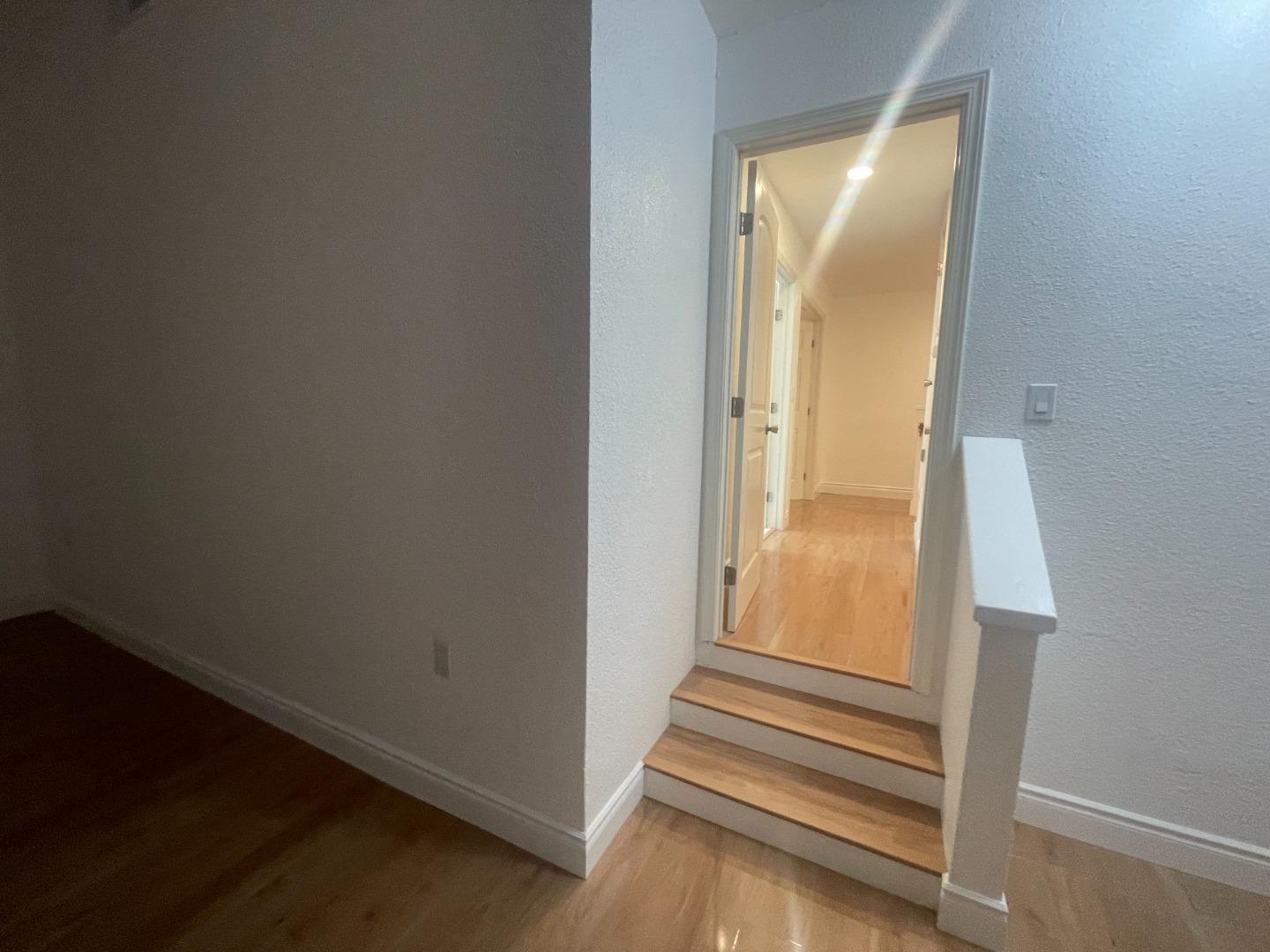Detail Gallery Image 41 of 51 For 1982 Ensign Way, San Jose,  CA 95133 - 4 Beds | 2/1 Baths
