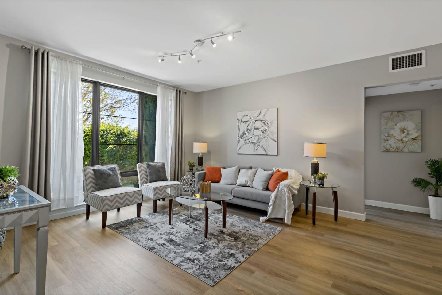 Detail Gallery Image 3 of 32 For 1060 S 3rd St #115,  San Jose,  CA 95112 - 2 Beds | 2 Baths