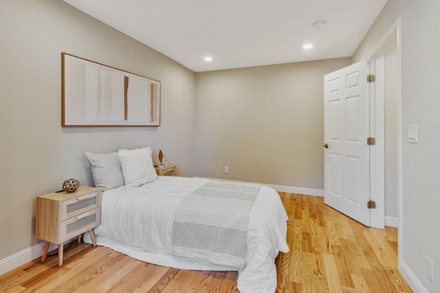 Detail Gallery Image 23 of 35 For 840 Corlista Dr, San Jose,  CA 95128 - 3 Beds | 2/1 Baths