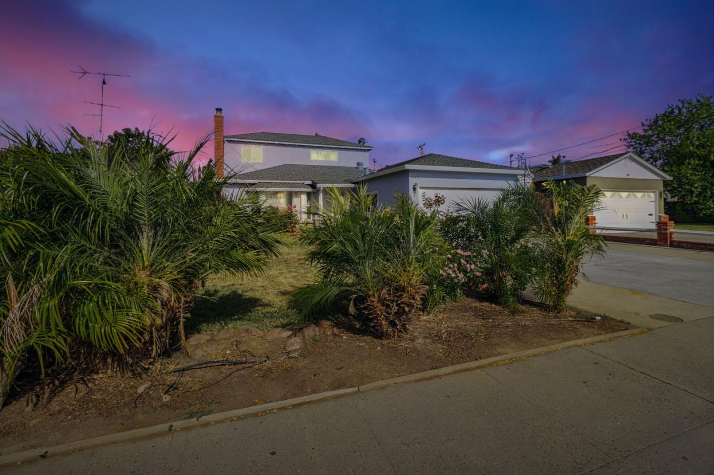 Detail Gallery Image 3 of 35 For 840 Corlista Dr, San Jose,  CA 95128 - 3 Beds | 2/1 Baths