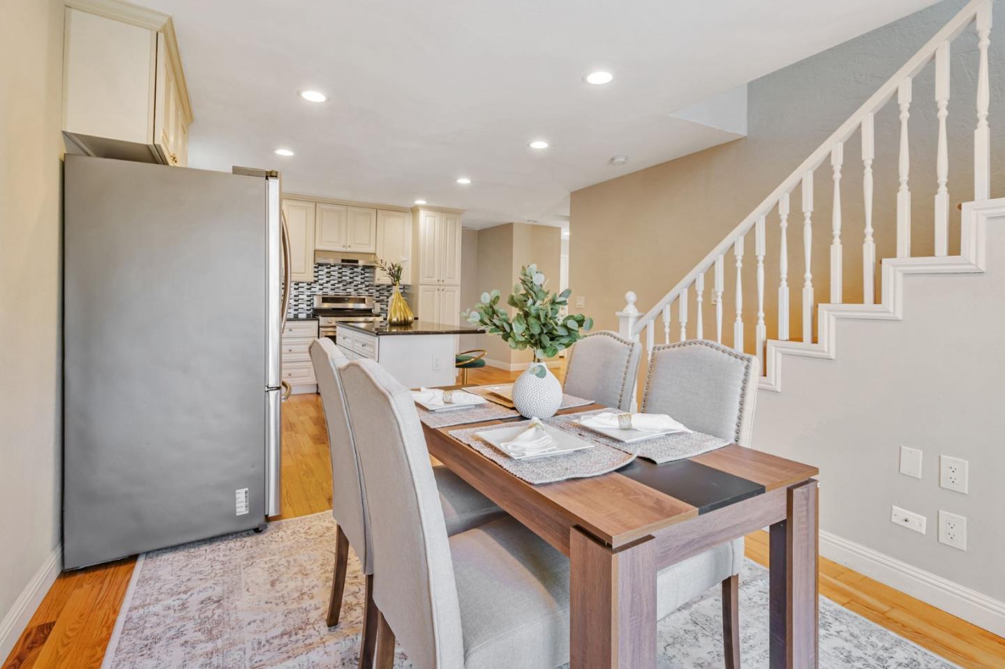 Detail Gallery Image 8 of 35 For 840 Corlista Dr, San Jose,  CA 95128 - 3 Beds | 2/1 Baths