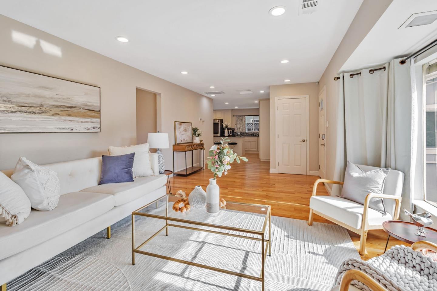 Detail Gallery Image 9 of 35 For 840 Corlista Dr, San Jose,  CA 95128 - 3 Beds | 2/1 Baths