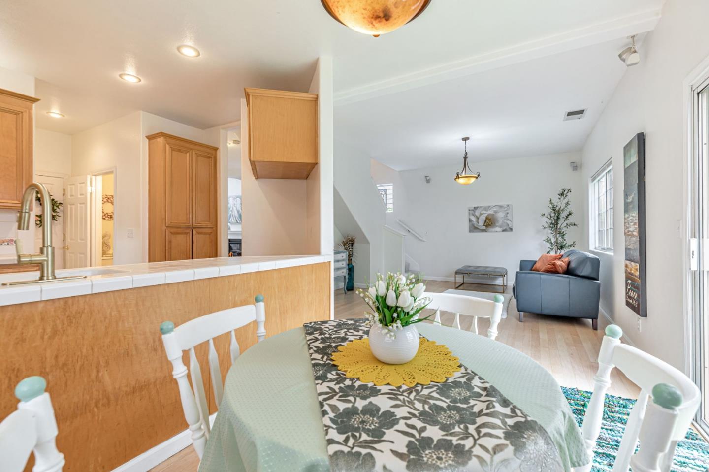 Detail Gallery Image 19 of 56 For 535 E Central Ave, Morgan Hill,  CA 95037 - 4 Beds | 2/1 Baths