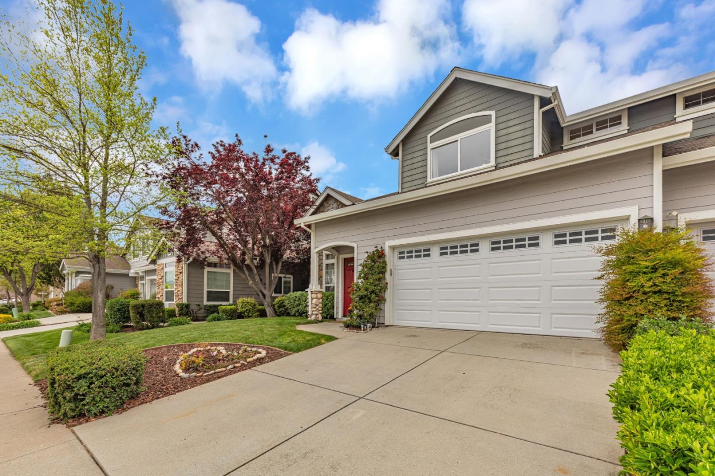 Detail Gallery Image 2 of 56 For 535 E Central Ave, Morgan Hill,  CA 95037 - 4 Beds | 2/1 Baths