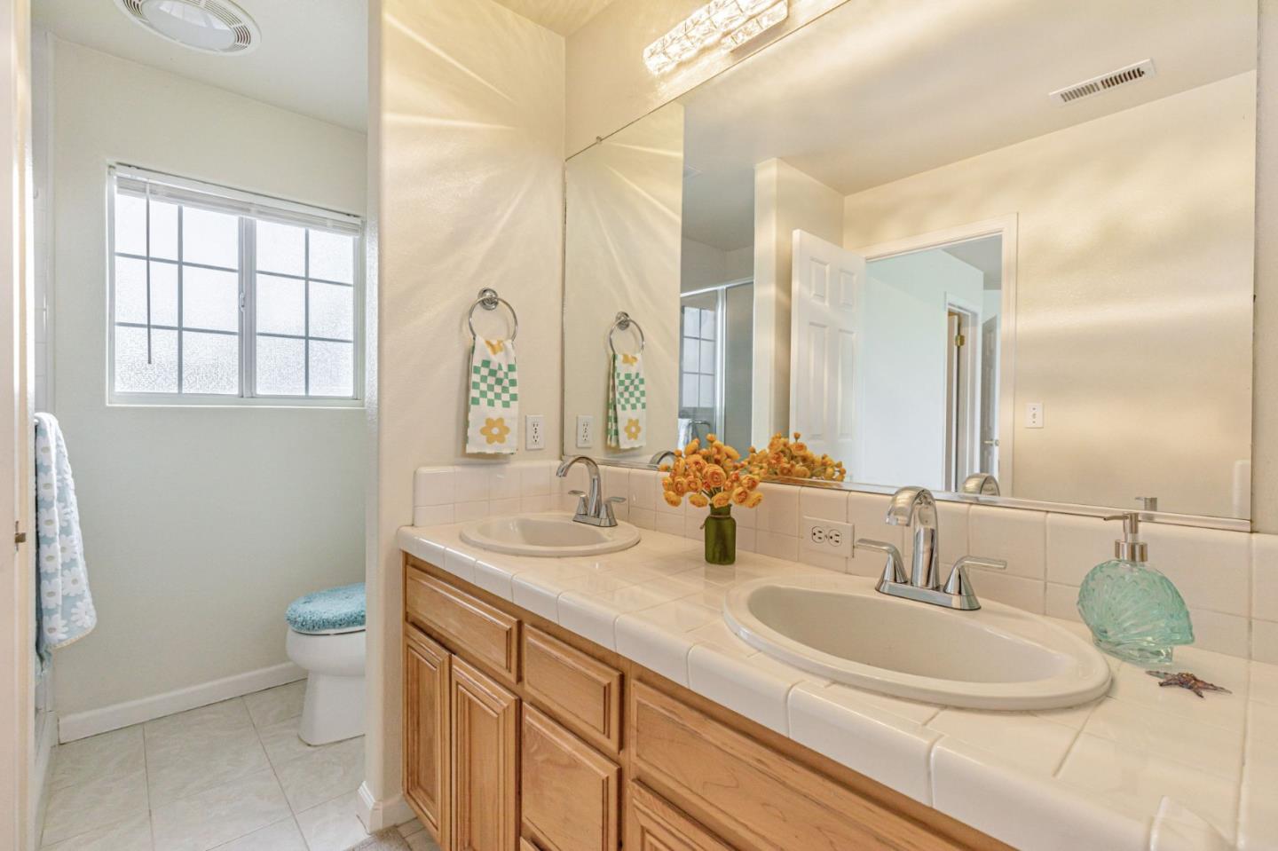 Detail Gallery Image 39 of 56 For 535 E Central Ave, Morgan Hill,  CA 95037 - 4 Beds | 2/1 Baths