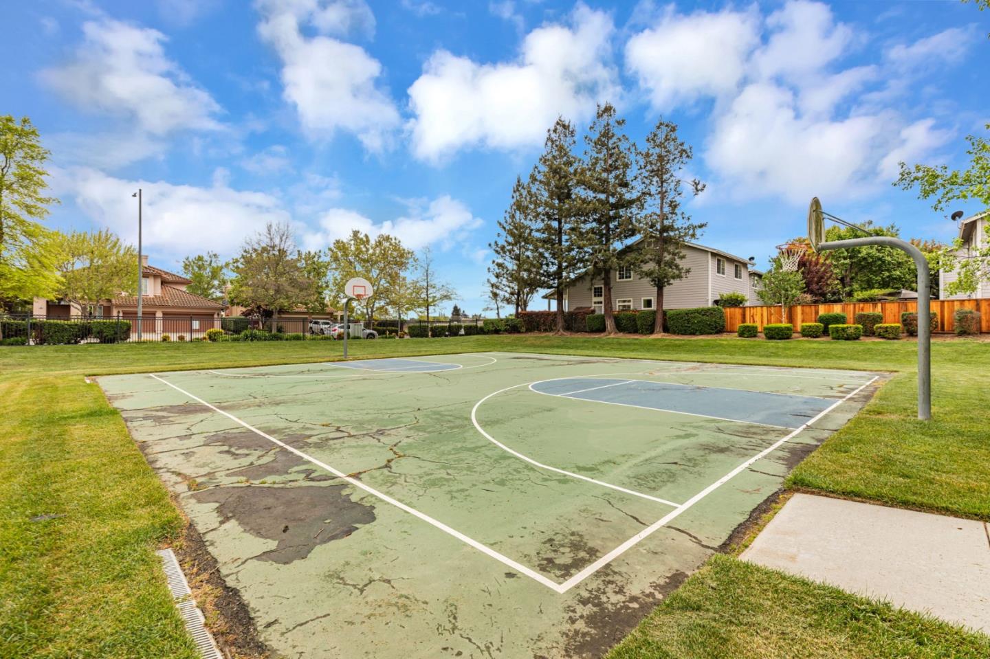 Detail Gallery Image 54 of 56 For 535 E Central Ave, Morgan Hill,  CA 95037 - 4 Beds | 2/1 Baths