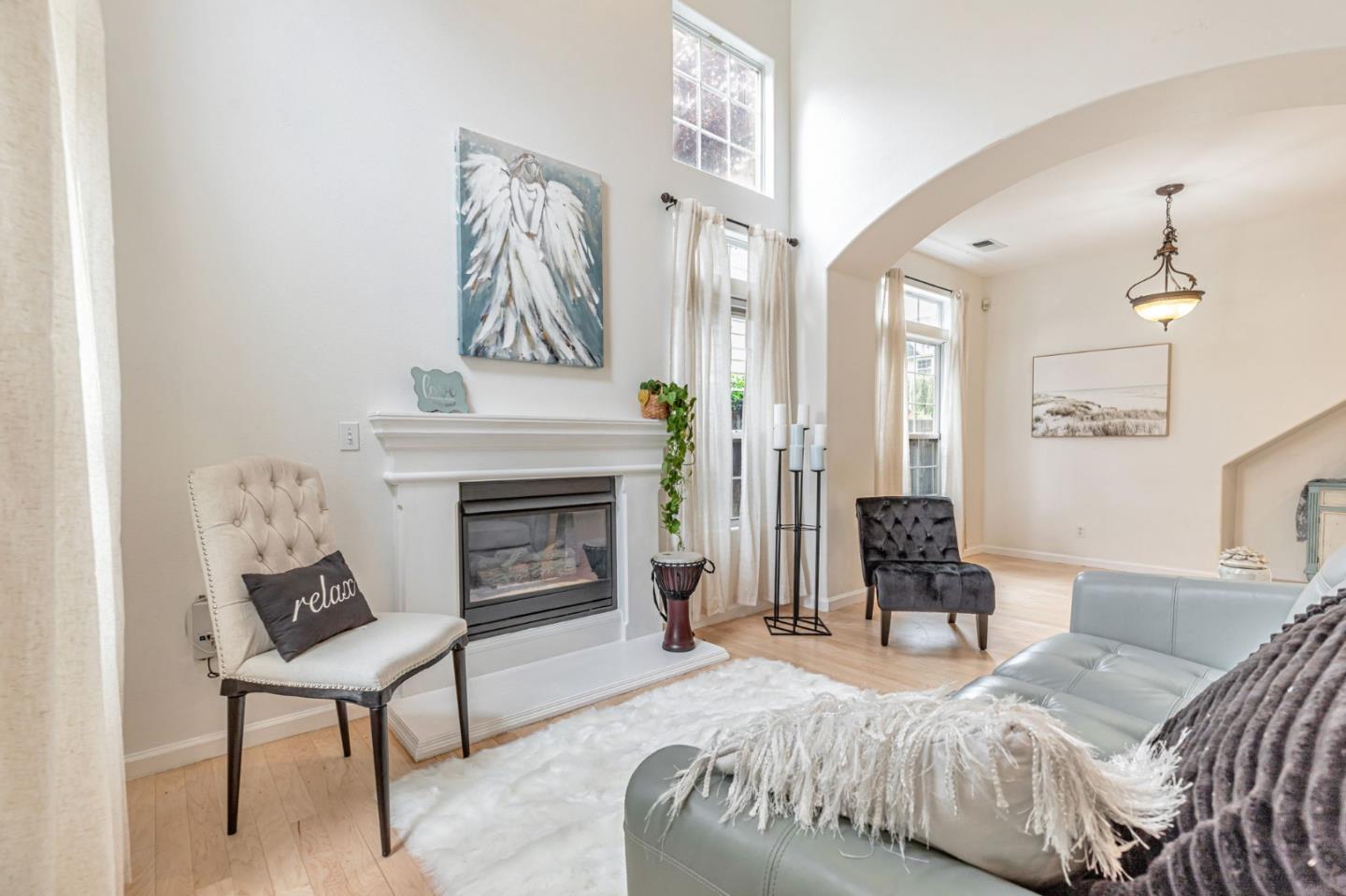 Detail Gallery Image 7 of 56 For 535 E Central Ave, Morgan Hill,  CA 95037 - 4 Beds | 2/1 Baths