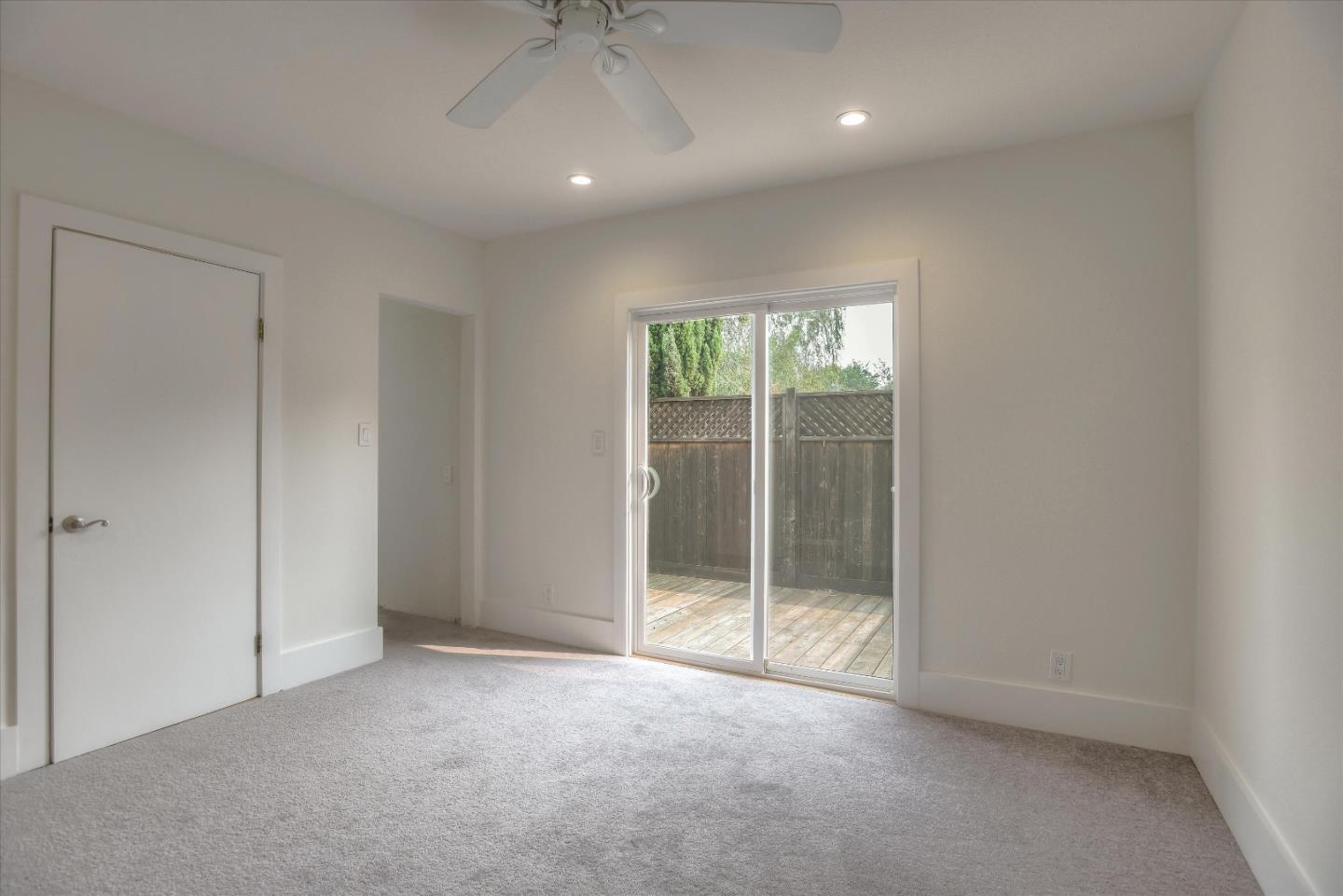 Detail Gallery Image 12 of 30 For 722 Linden Ave, Burlingame,  CA 94010 - – Beds | – Baths