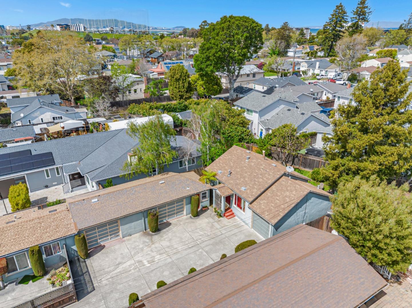 Detail Gallery Image 25 of 30 For 722 Linden Ave, Burlingame,  CA 94010 - – Beds | – Baths