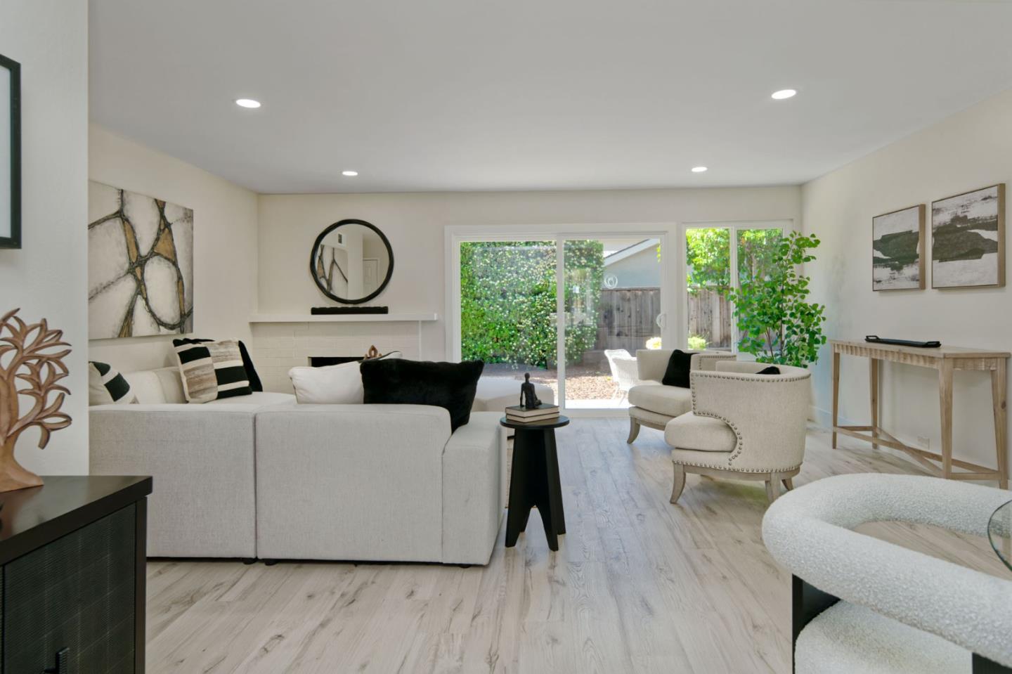Detail Gallery Image 11 of 39 For 5047 Severance Dr, San Jose,  CA 95136 - 3 Beds | 2 Baths