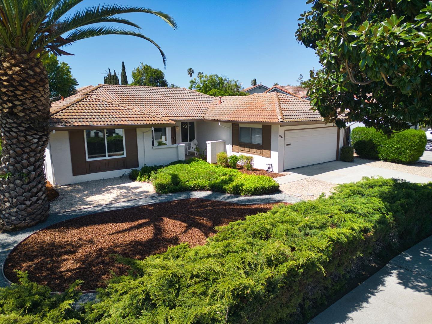 Detail Gallery Image 3 of 39 For 5047 Severance Dr, San Jose,  CA 95136 - 3 Beds | 2 Baths
