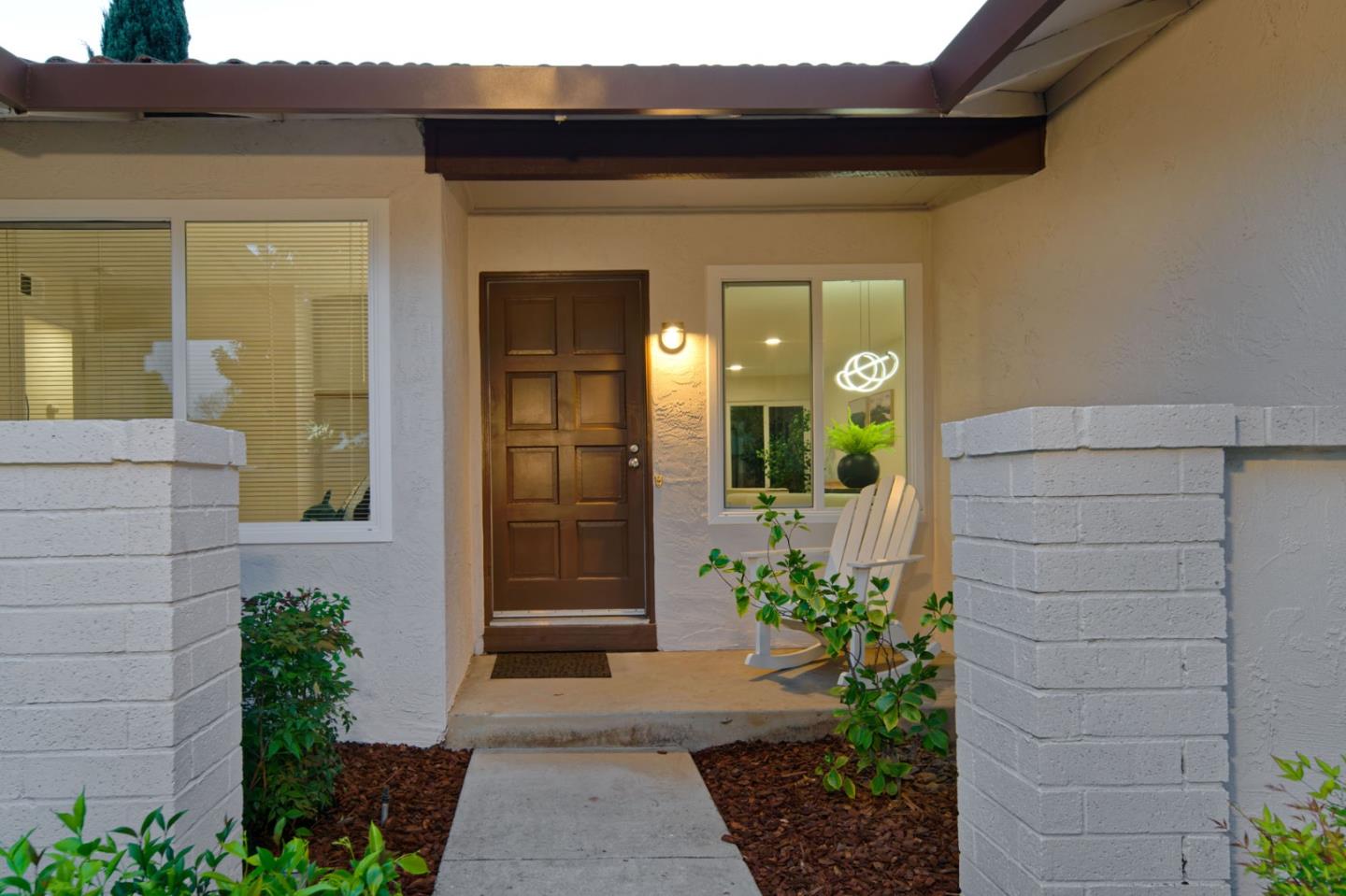 Detail Gallery Image 5 of 39 For 5047 Severance Dr, San Jose,  CA 95136 - 3 Beds | 2 Baths