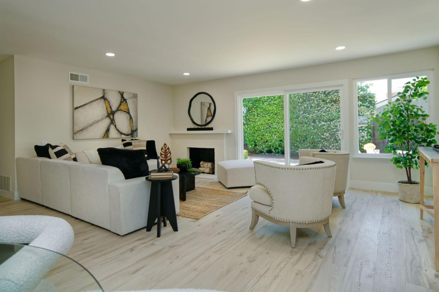 Detail Gallery Image 7 of 39 For 5047 Severance Dr, San Jose,  CA 95136 - 3 Beds | 2 Baths