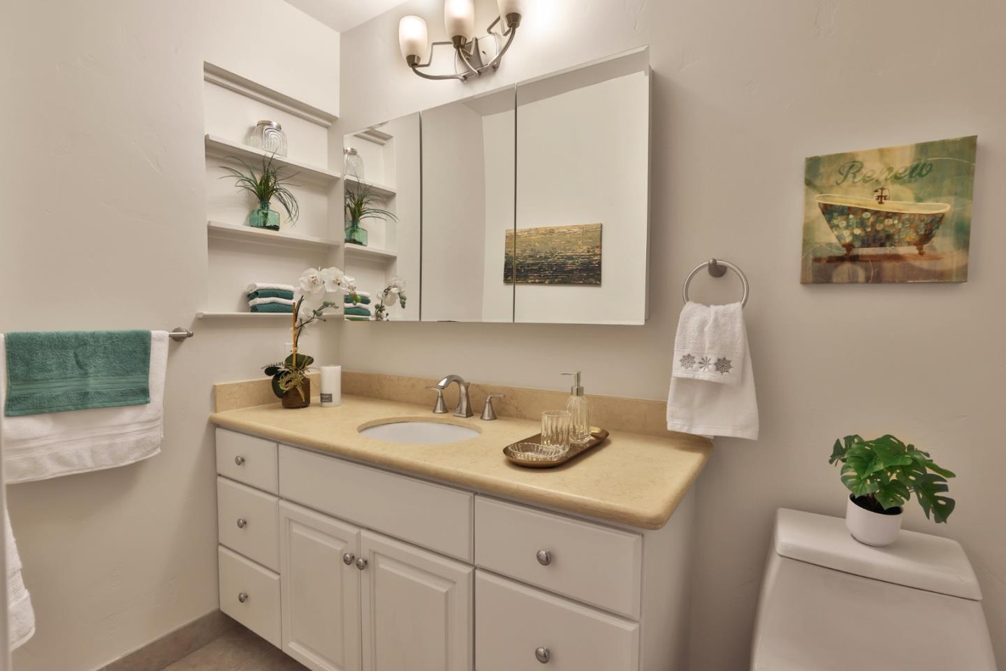 Detail Gallery Image 18 of 34 For 5379 Rucker Dr, San Jose,  CA 95124 - 3 Beds | 2 Baths