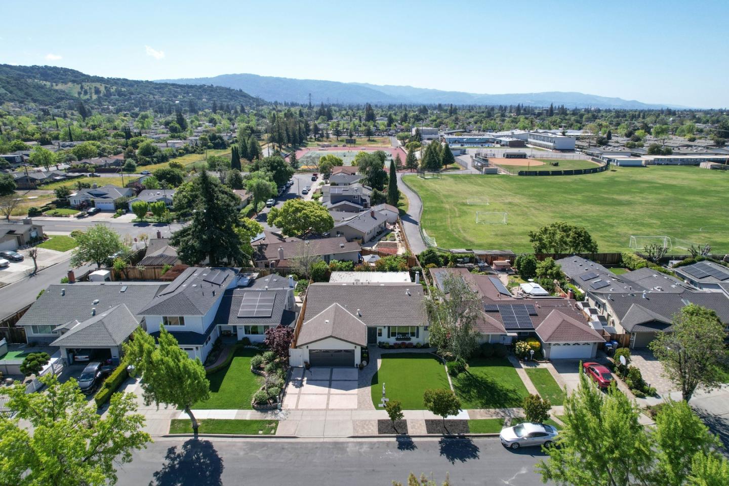 Detail Gallery Image 31 of 34 For 5379 Rucker Dr, San Jose,  CA 95124 - 3 Beds | 2 Baths