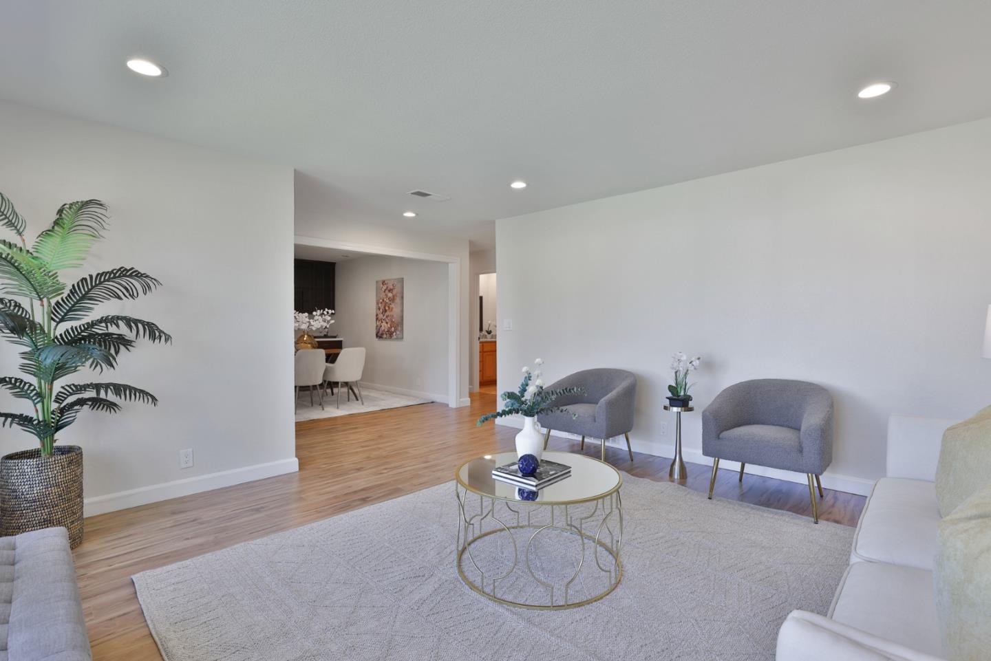 Detail Gallery Image 4 of 34 For 5379 Rucker Dr, San Jose,  CA 95124 - 3 Beds | 2 Baths