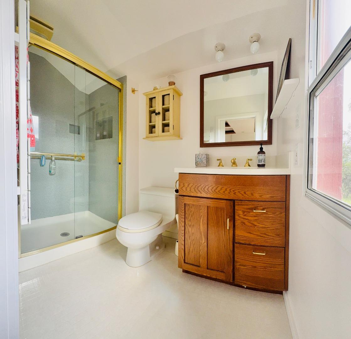 Detail Gallery Image 11 of 29 For 108 Santa Maria Ave, Portola Valley,  CA 94028 - 3 Beds | 2 Baths