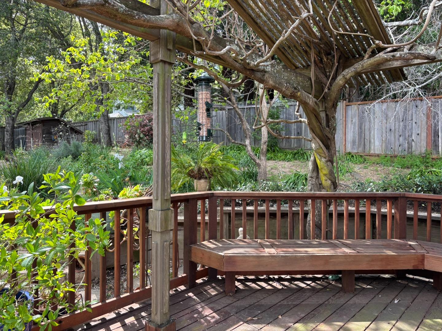 Detail Gallery Image 23 of 29 For 108 Santa Maria Ave, Portola Valley,  CA 94028 - 3 Beds | 2 Baths