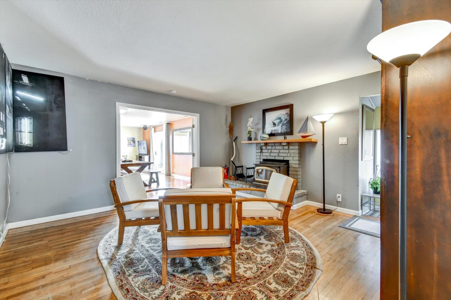 Detail Gallery Image 14 of 84 For 847 Arguello Blvd, Pacifica,  CA 94044 - 4 Beds | 2 Baths