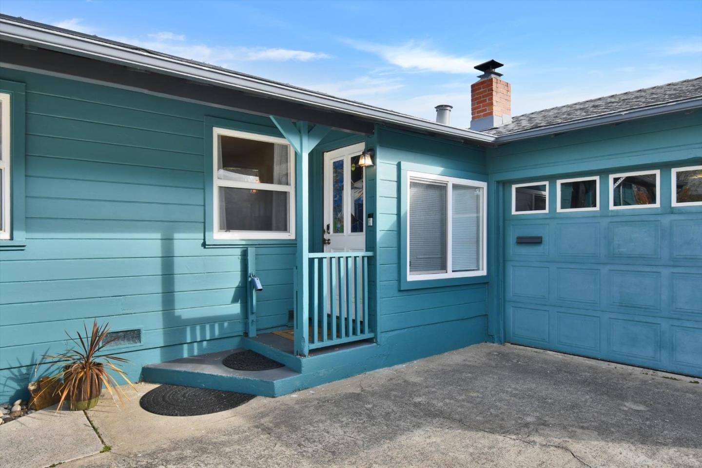 Detail Gallery Image 9 of 84 For 847 Arguello Blvd, Pacifica,  CA 94044 - 4 Beds | 2 Baths