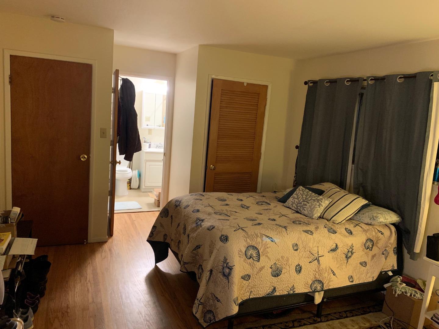 Detail Gallery Image 13 of 33 For 220 Kenneth St, Santa Cruz,  CA 95060 - 3 Beds | 2 Baths