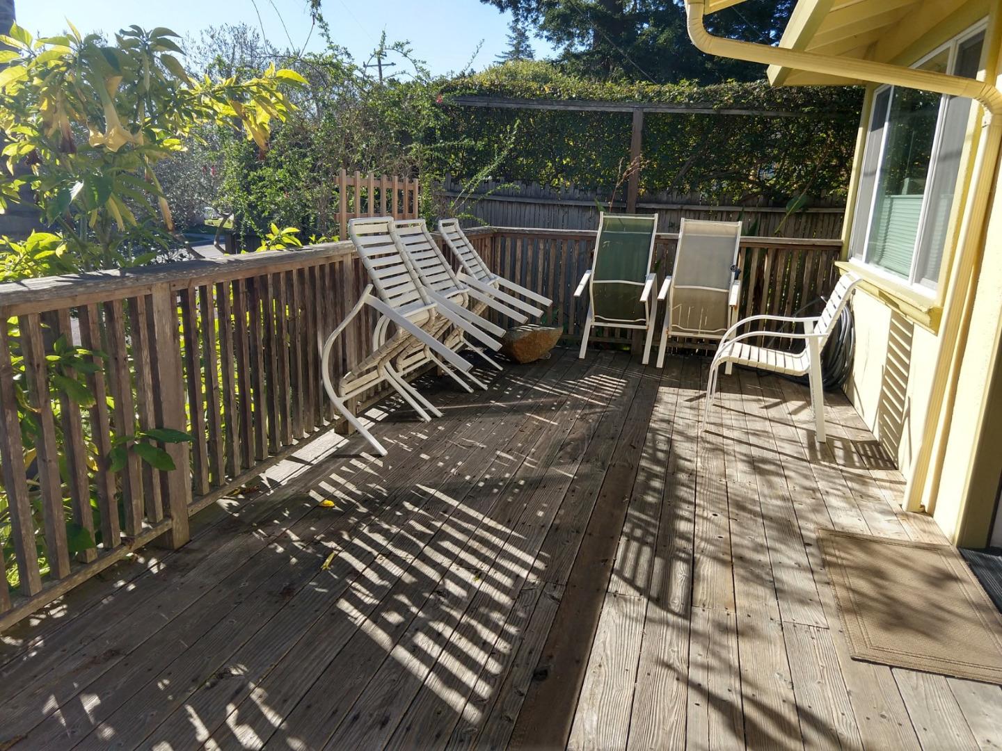 Detail Gallery Image 29 of 33 For 220 Kenneth St, Santa Cruz,  CA 95060 - 3 Beds | 2 Baths