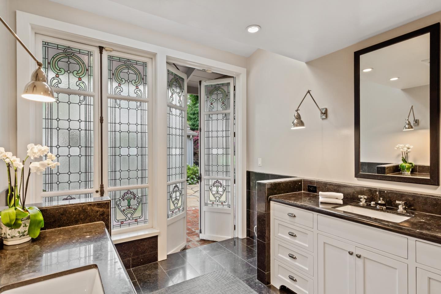 Detail Gallery Image 13 of 31 For 1477 Portola Rd, Woodside,  CA 94062 - 4 Beds | 4 Baths