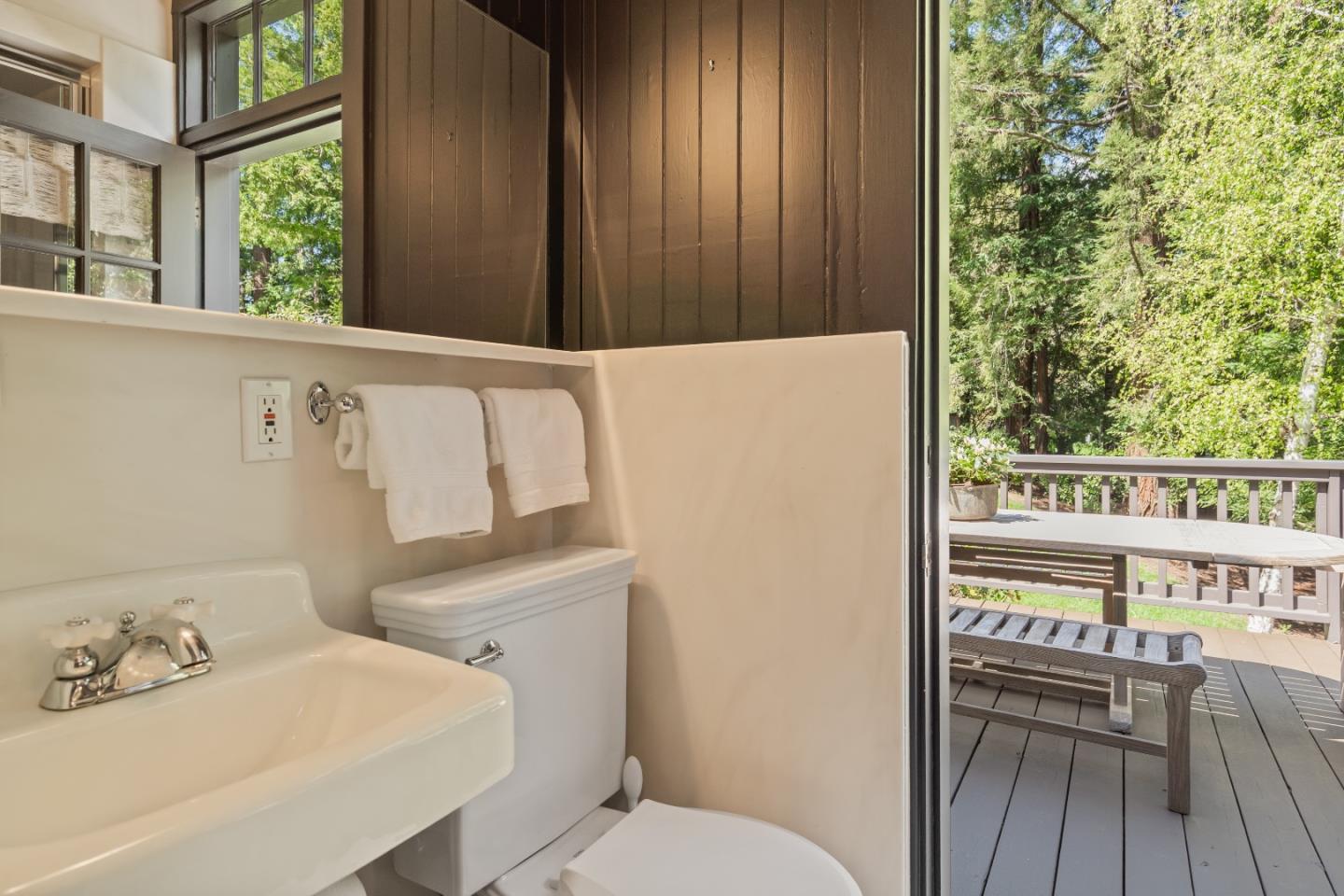 Detail Gallery Image 18 of 31 For 1477 Portola Rd, Woodside,  CA 94062 - 4 Beds | 4 Baths