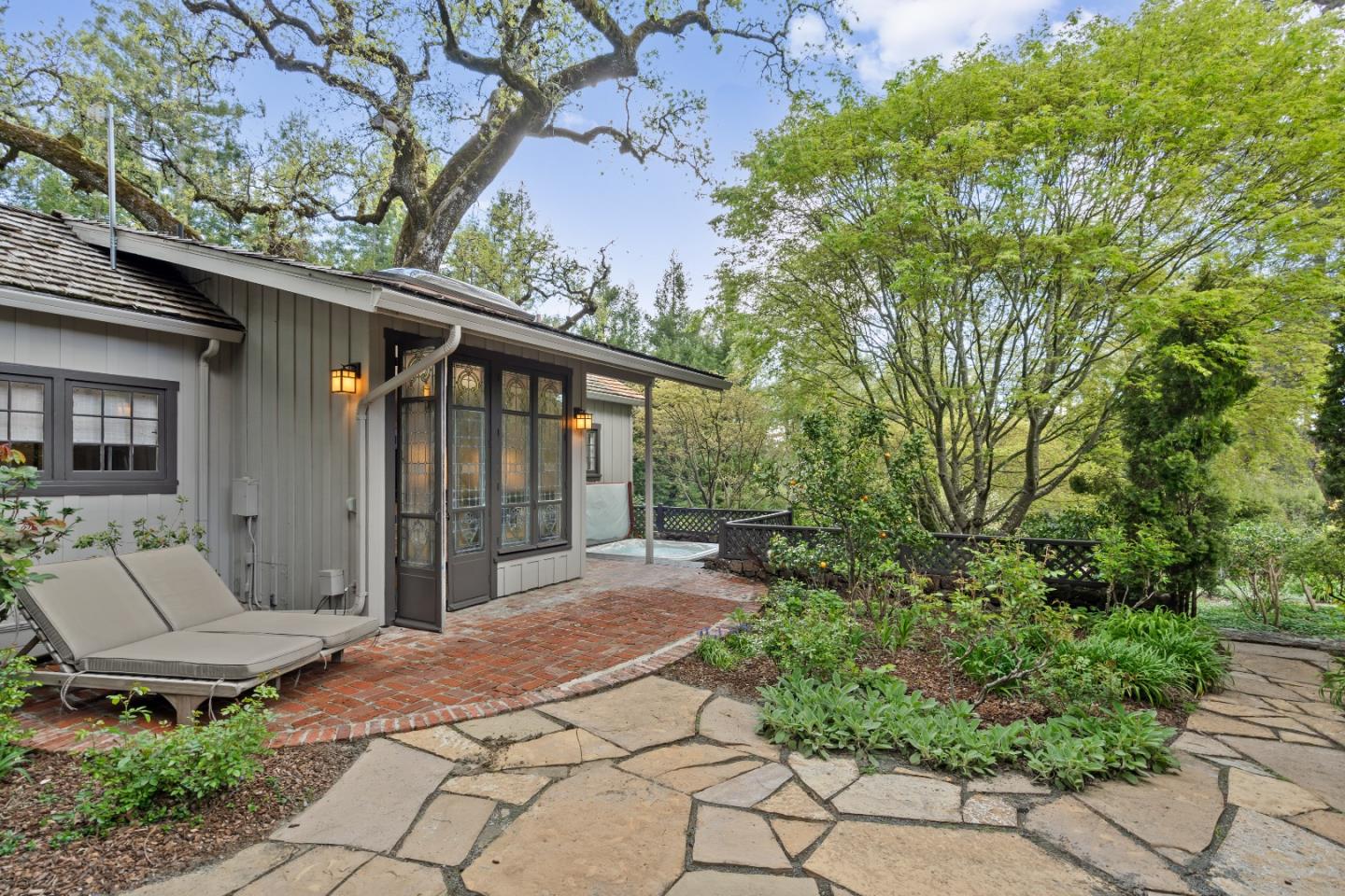 Detail Gallery Image 21 of 31 For 1477 Portola Rd, Woodside,  CA 94062 - 4 Beds | 4 Baths
